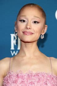 Ariana Grande photo 4