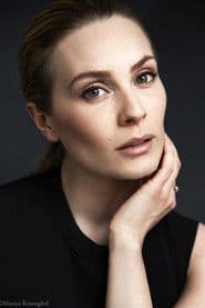 Aliette Opheim photo 4