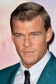 Alan Ritchson photo 8
