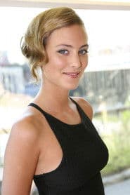 Nora Arnezeder photo 6