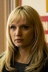 Emily Berrington photo 3
