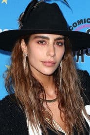 Nadia Hilker photo 4