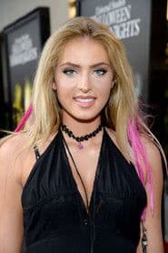 Saxon Sharbino photo 9