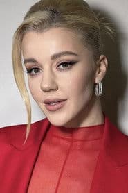 Yulianna Karaulova photo 2