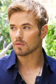 Kellan Lutz photo 10
