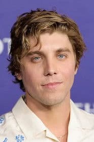 Lukas Gage photo 5