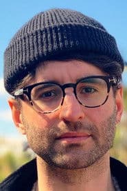 Theo James Krekis photo 2