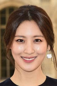 Claudia Kim photo 3