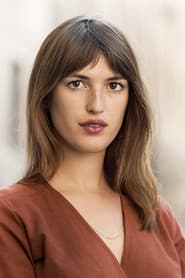 Jeanne Damas photo 2