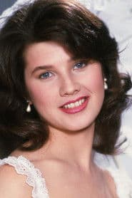 Daphne Zuniga photo 3
