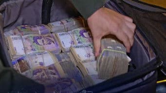 A Mexican guard finds a drug stash