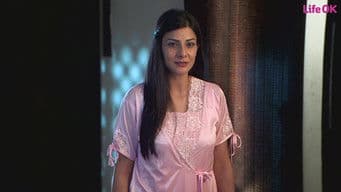 Sarika Pushes Abhay to Death