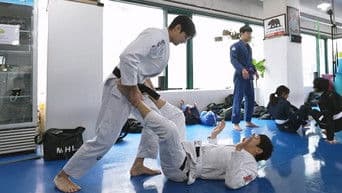 Full of Passion (A Day With Lee You-jin)