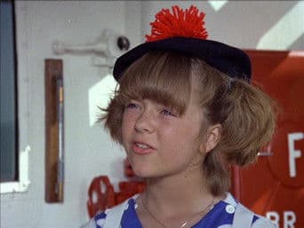 The Mallory Quest/The Offer/Julie, the Vamp (1)